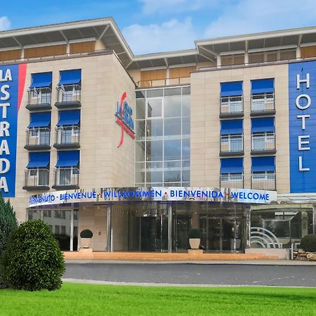 קאסל Hotel La Strada מראה חיצוני תמונה
