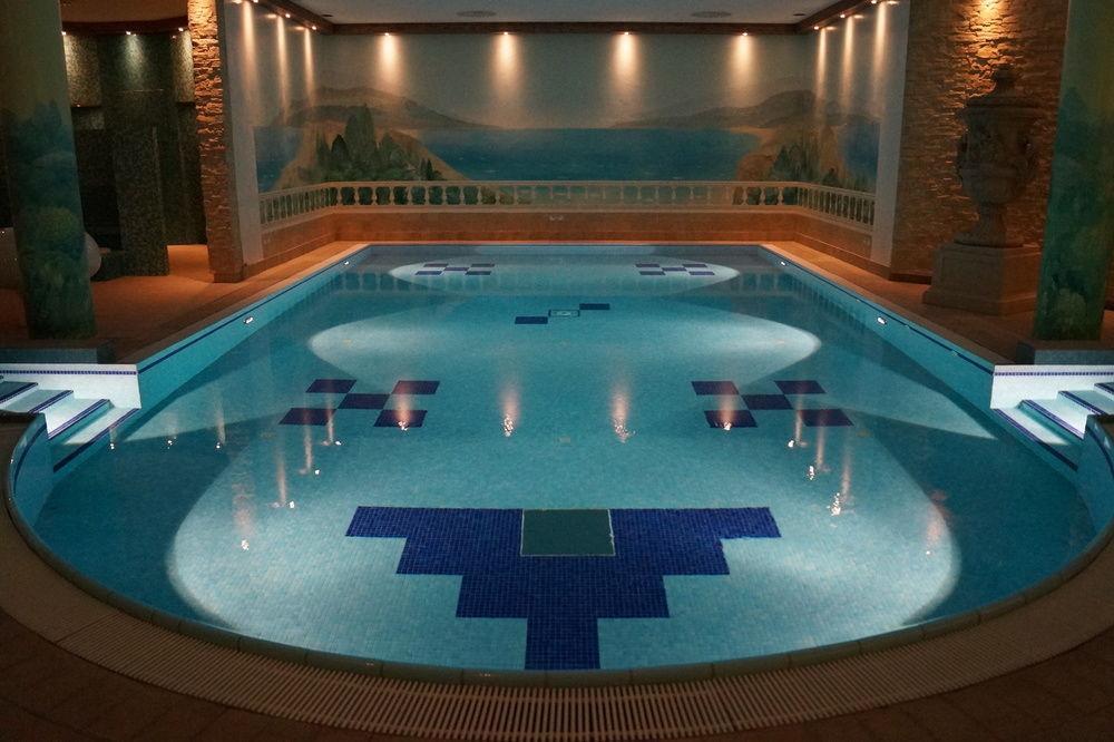 קאסל Hotel La Strada מראה חיצוני תמונה