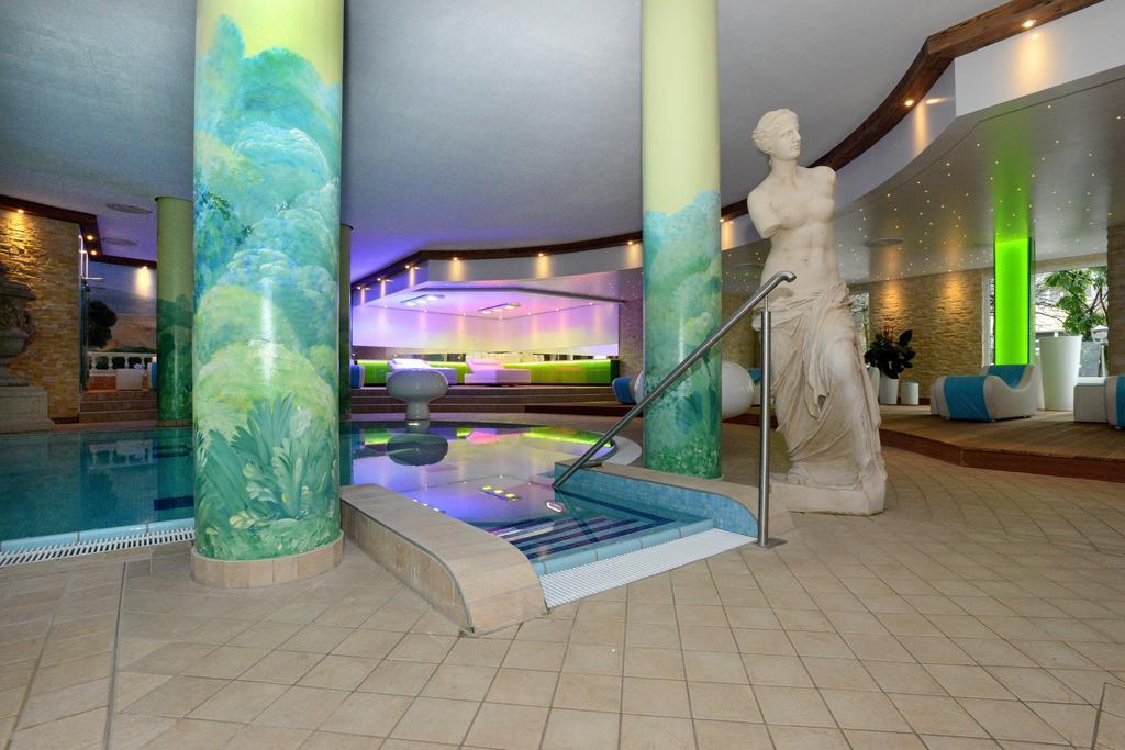 קאסל Hotel La Strada מראה חיצוני תמונה