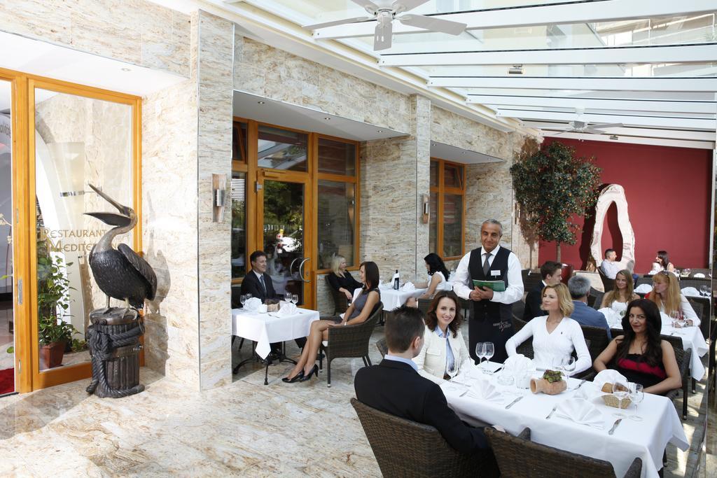 קאסל Hotel La Strada מראה חיצוני תמונה