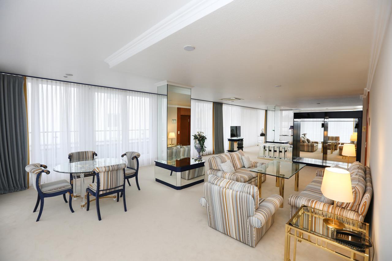קאסל Hotel La Strada מראה חיצוני תמונה
