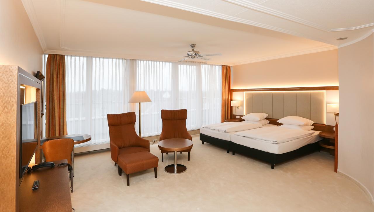 קאסל Hotel La Strada מראה חיצוני תמונה